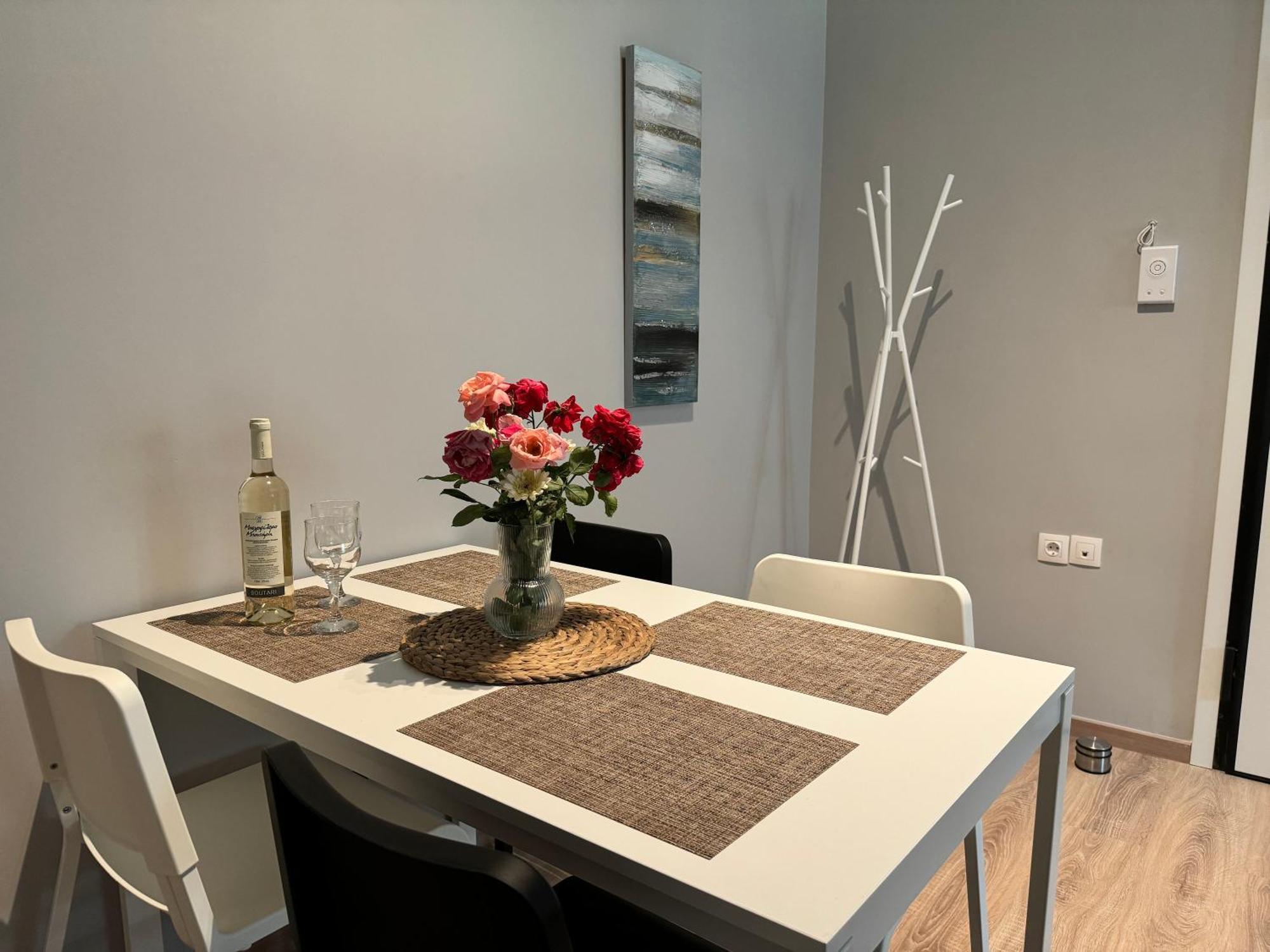 Апартаменты Urban Breeze Aparment 1 Афины Экстерьер фото